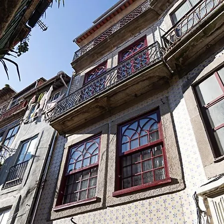 Get A Train And View * Oporto